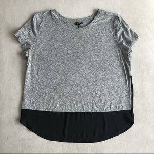 Black and grey tee